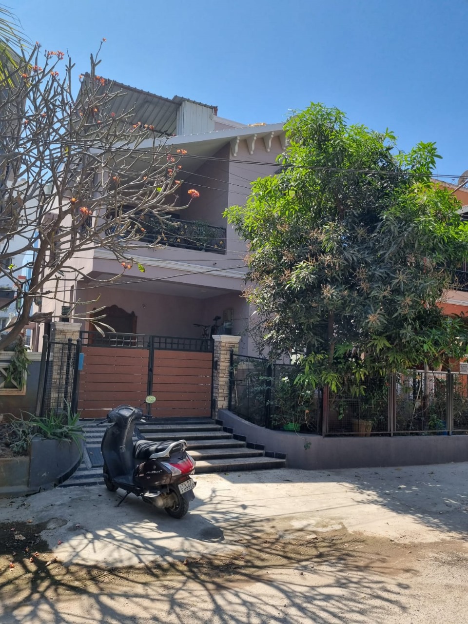 4 BHK Independent House f
